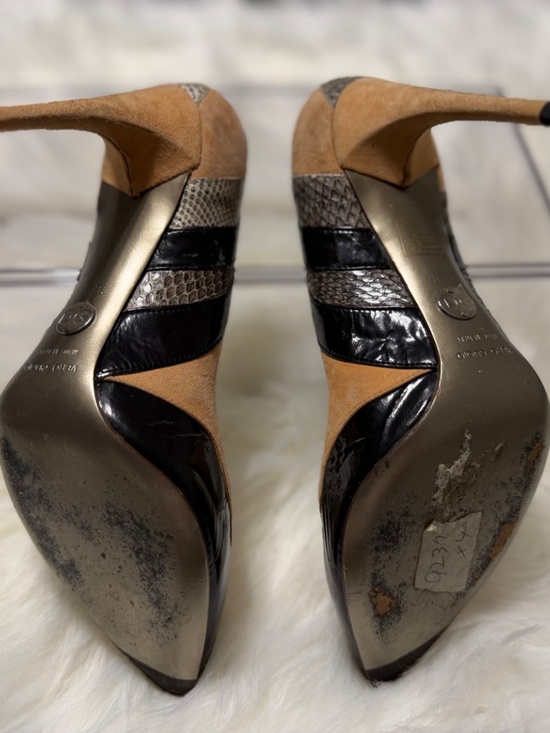 Women’s Dolce & Gabbana Heels - Picture 3 of 4